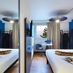 Ibis 3*