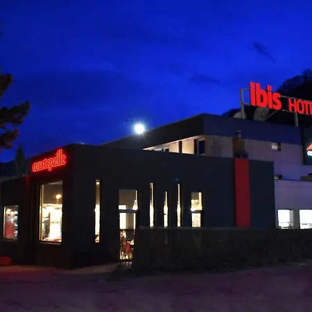 Ibis Porte Du Montblanc Hotel 3*