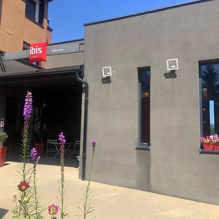 Ibis Porte Du Montblanc 3* Σαλάνς