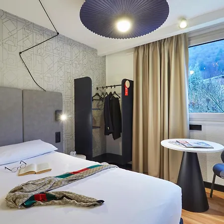 Hotel Ibis Porte Du Montblanc 3*