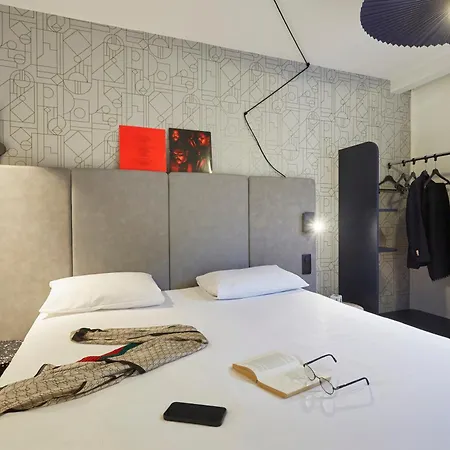Ibis Porte Du Montblanc Ξενοδοχείο Σαλάνς