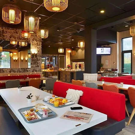 Hotel Ibis Porte Du Montblanc