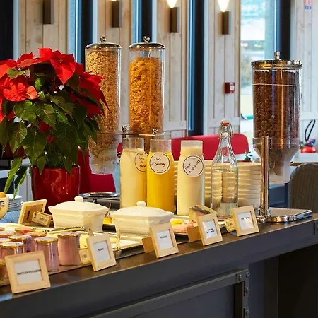 Hotel Ibis Porte Du Montblanc 3*