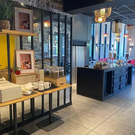 Ibis Hotel