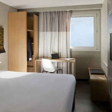 Ibis Porte Du Montblanc מלון 3*