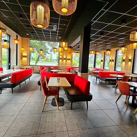 酒店 Ibis Porte Du Montblanc 萨莱切