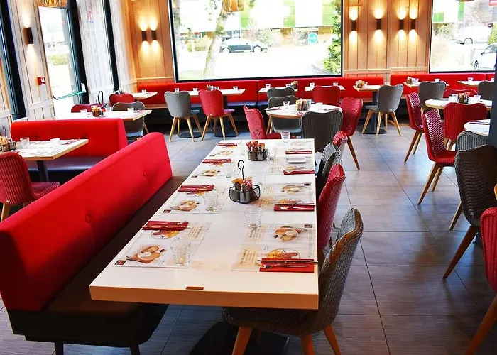 Otel Ibis Porte Du Montblanc 3*