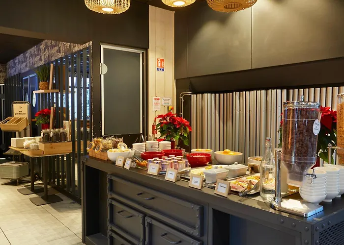 Ibis Porte Du Montblanc Hotel 3*